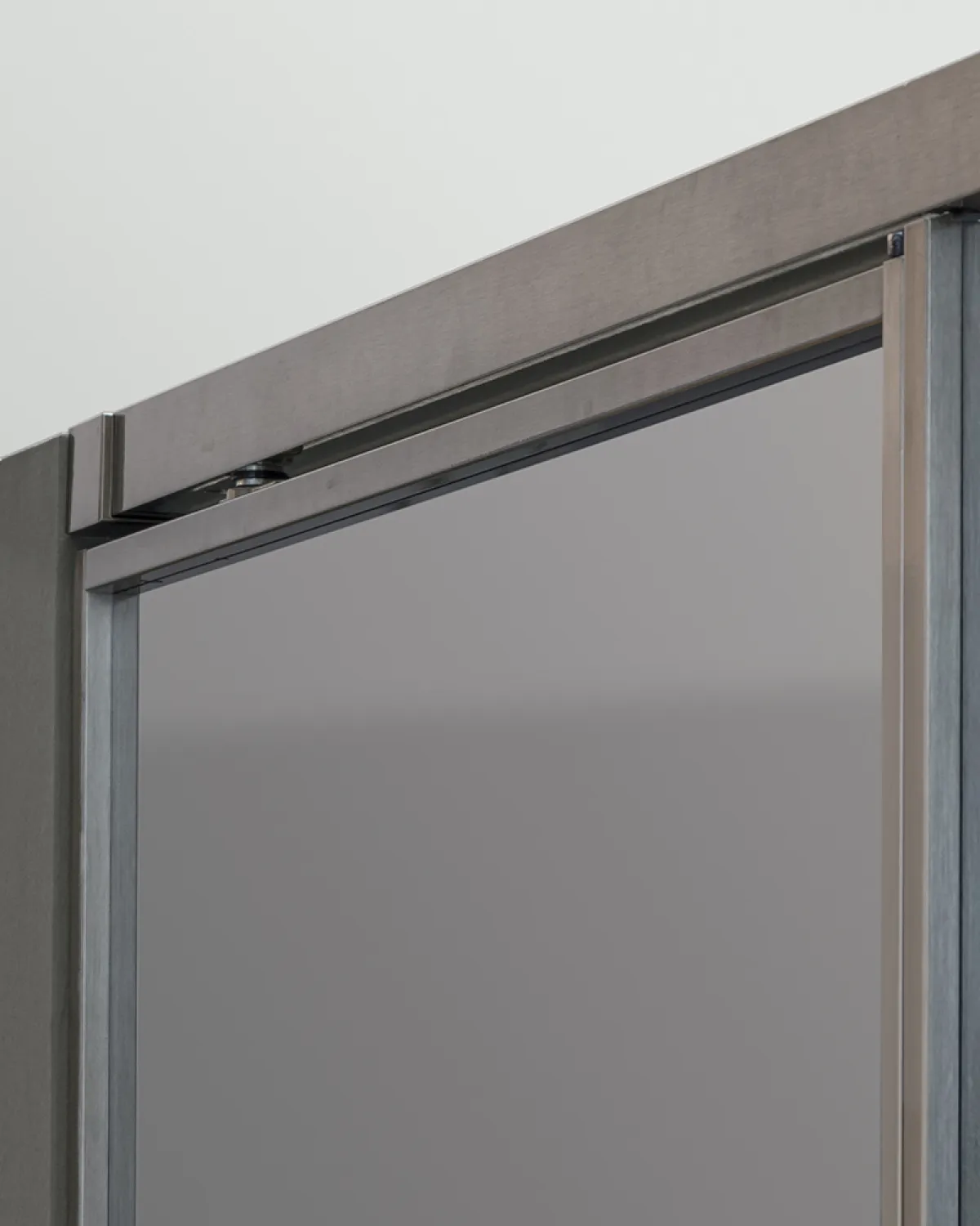 Photo 9 of 10 · Pivot+ Frameglass